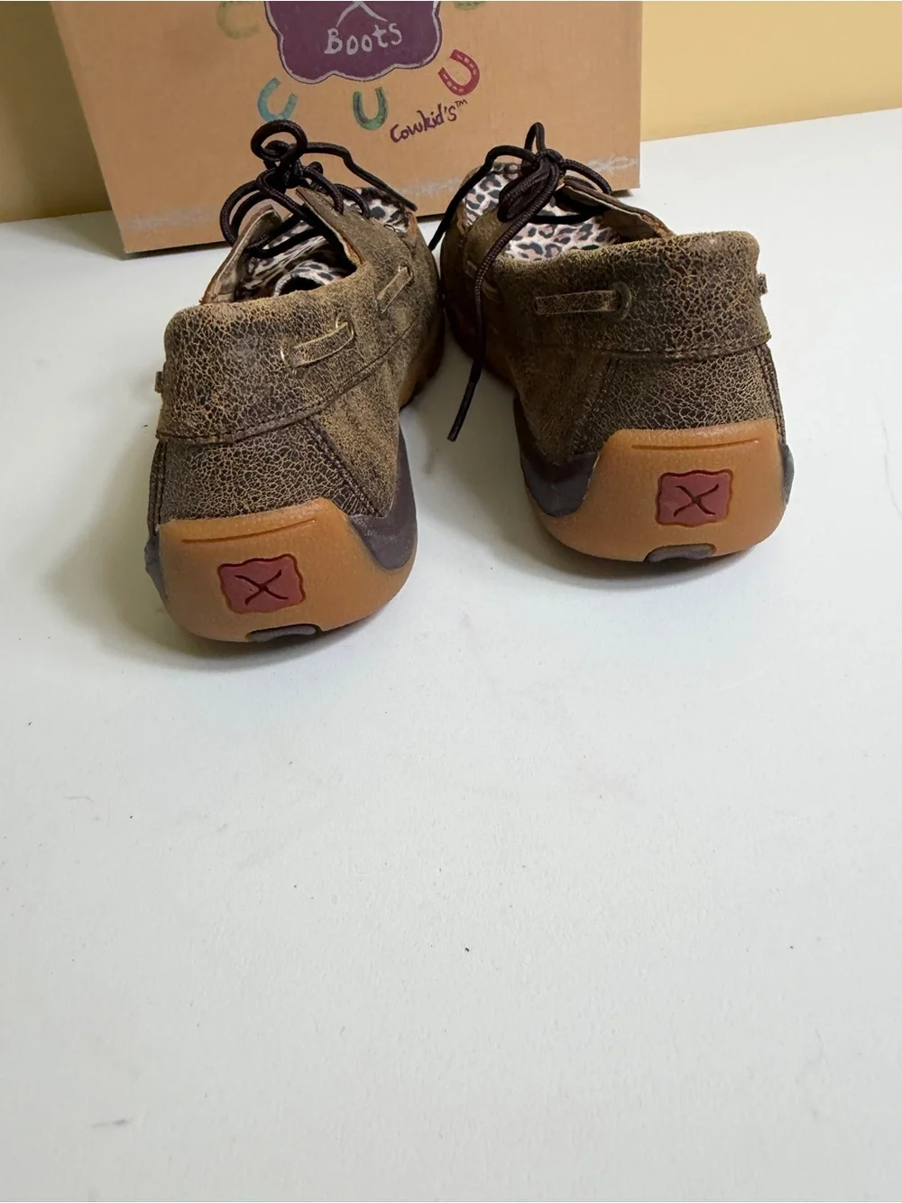 Twisted X Kids' Leopard/Cheetah Boat Shoe Driving Moccasins brown size 6